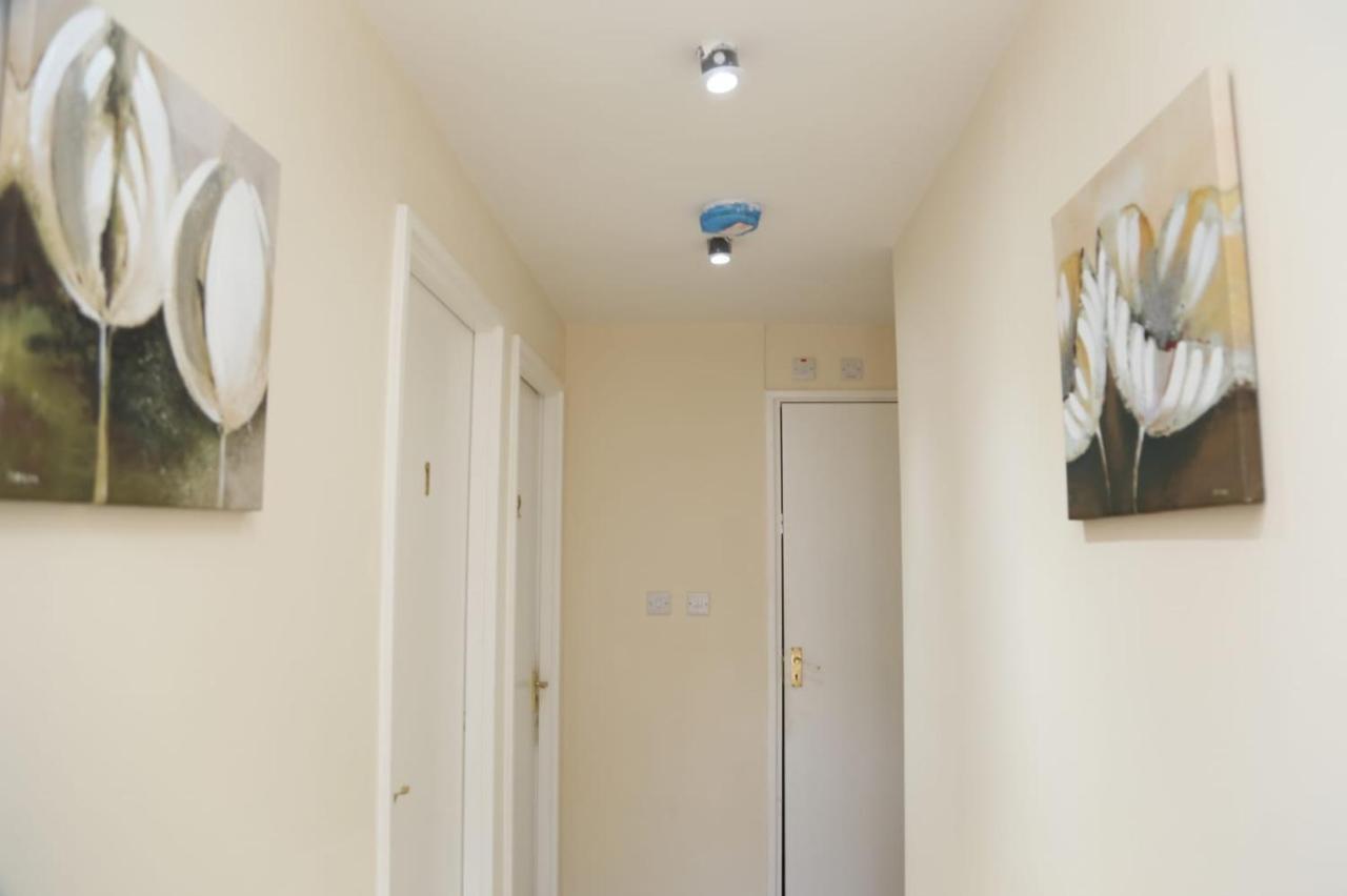 A A Guest Rooms Thamesmead Erith 外观 照片