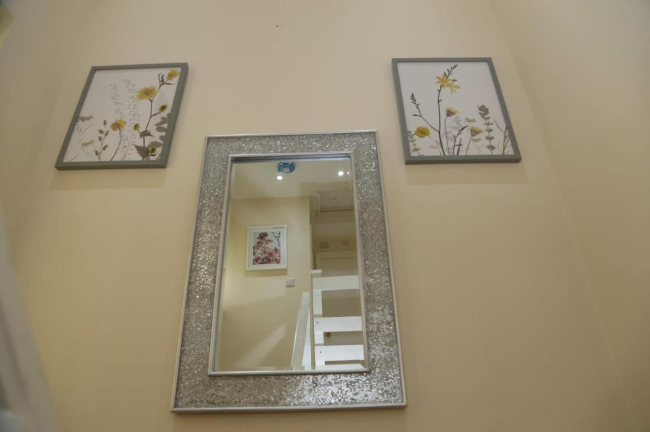 A A Guest Rooms Thamesmead Erith 外观 照片